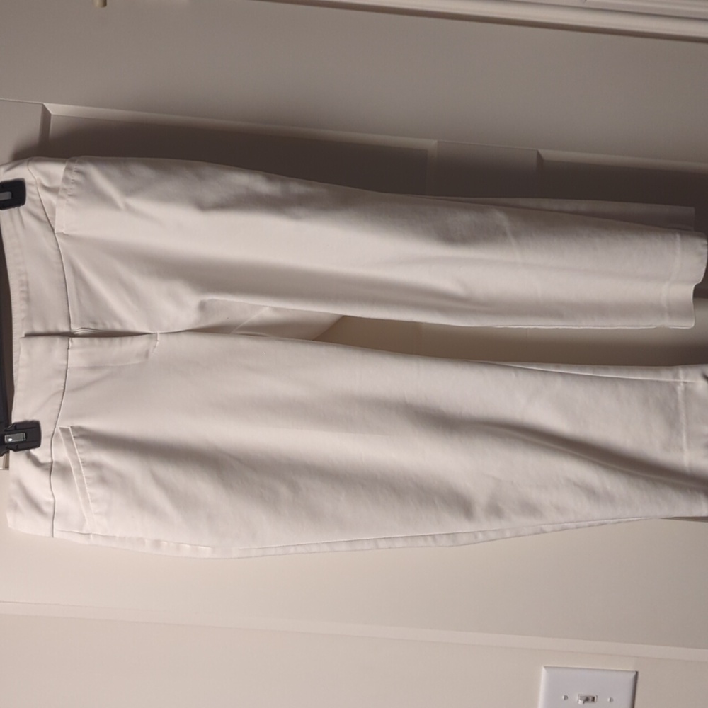 Apt. 9 white dress capris